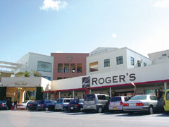 プラザハウスショッピングセンター